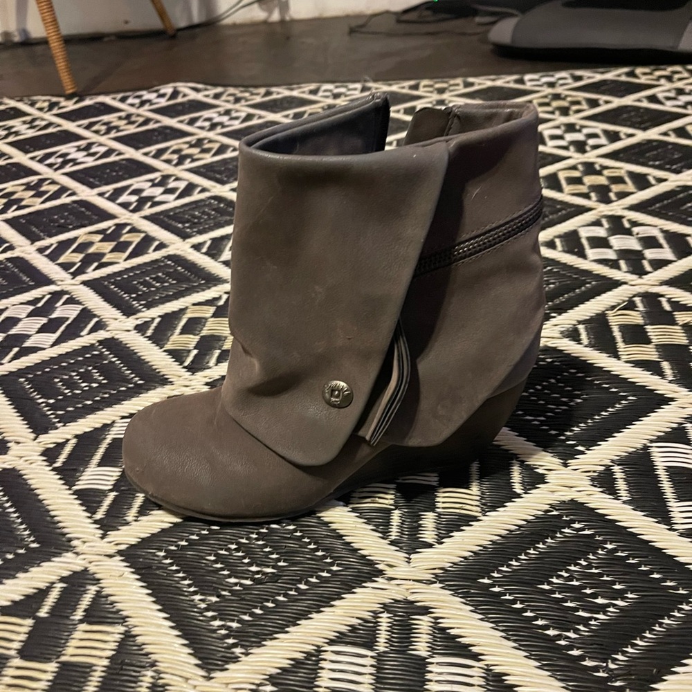Blowfish ankle platform booties